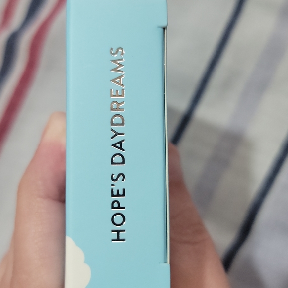 Red Aspen Nail Dashes - Picture 3 of 3